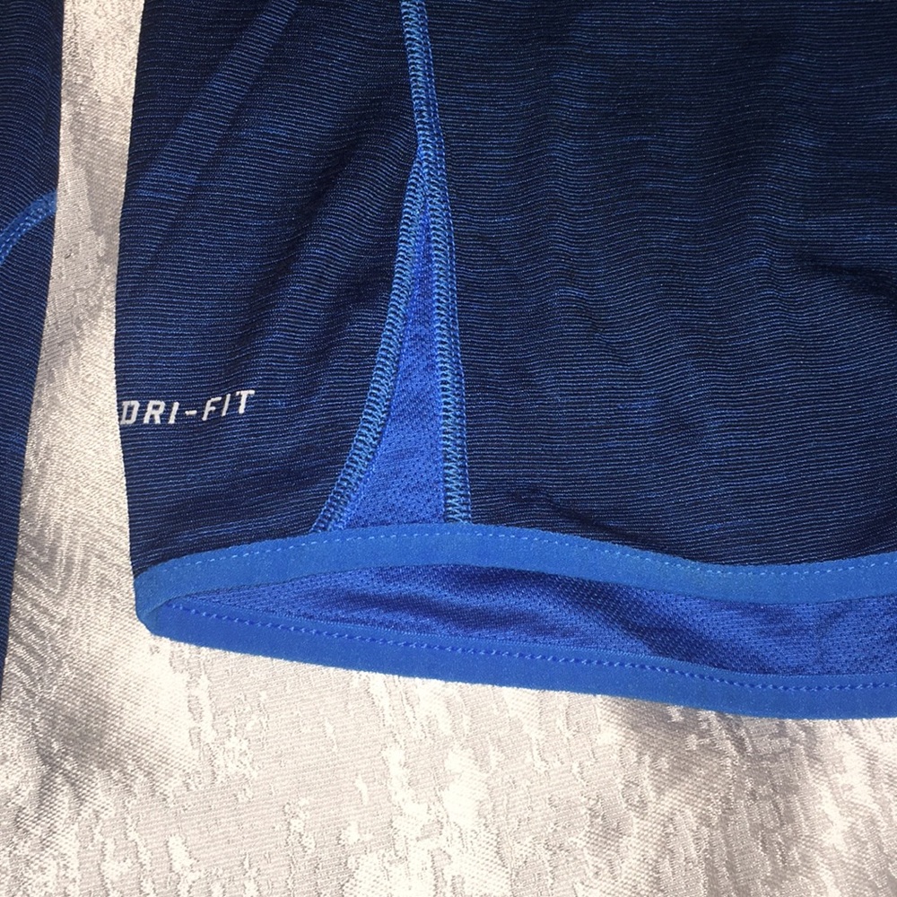 Nike 1/4 Zip Pullover - image 3